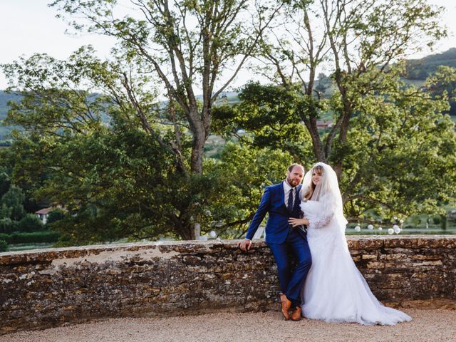 Le mariage de Xavier et Franceska à Pierreclos, Saône et Loire 55