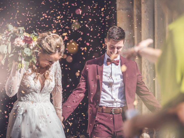 Le mariage de Anthony et Sandy à Pérignac, Charente 18