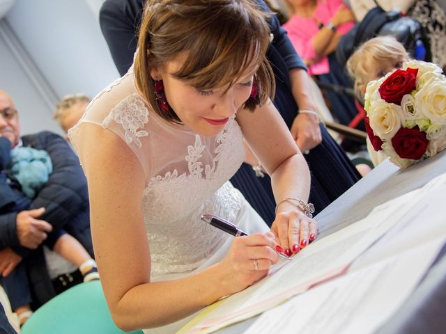 Le mariage de Geoffrey et Cynthia à Cattenières, Nord 28