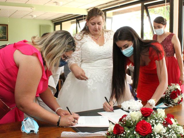 Le mariage de Mickael et Cindy à Merpins, Charente 14