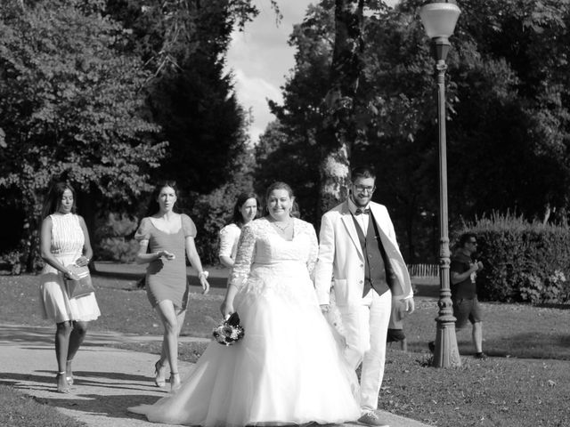 Le mariage de Mickael et Cindy à Merpins, Charente 24