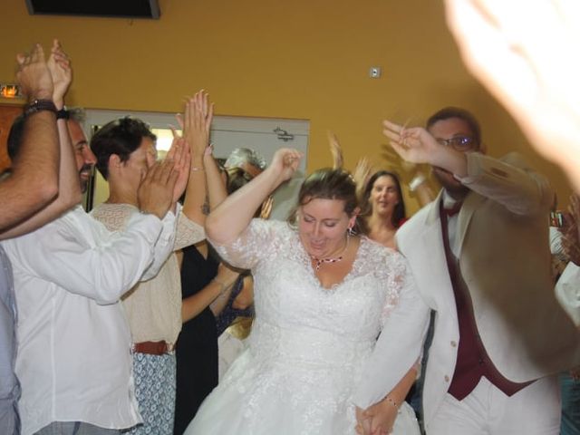 Le mariage de Mickael et Cindy à Merpins, Charente 39