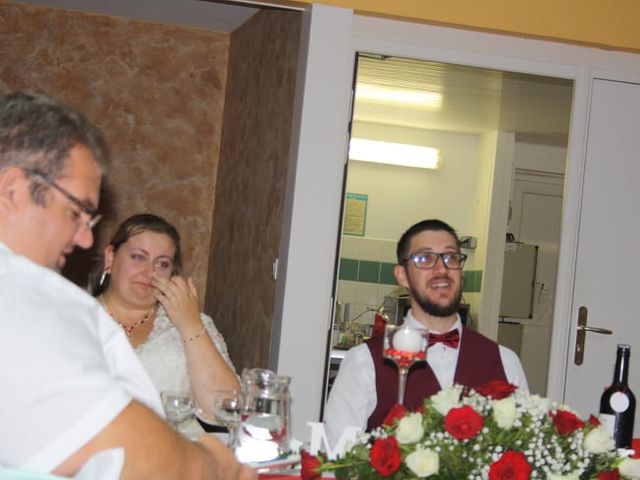 Le mariage de Mickael et Cindy à Merpins, Charente 44