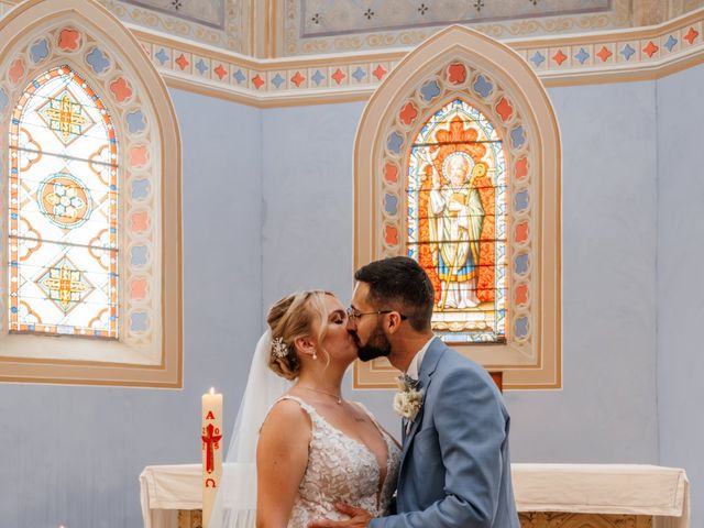 Le mariage de Jonathan  et Fanny à Vichy, Allier 41