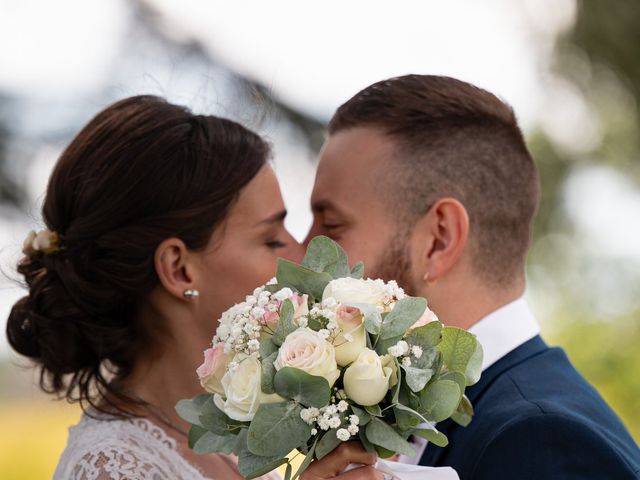 Le mariage de Clément et Manon à Belleville-en-Beaujolais, Rhône 24