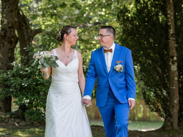 Le mariage de Anthony et Nelly à Arcens, Ardèche 24