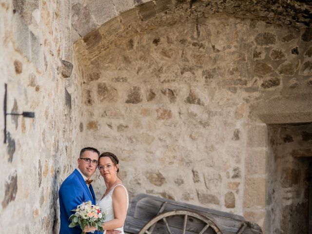 Le mariage de Anthony et Nelly à Arcens, Ardèche 29