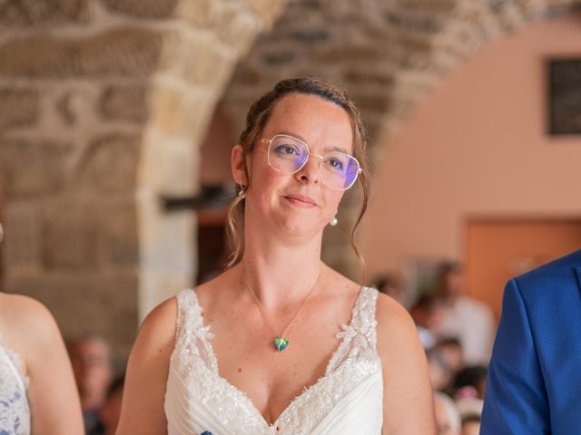 Le mariage de Anthony et Nelly à Arcens, Ardèche 33