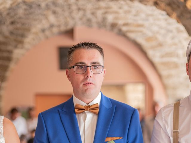 Le mariage de Anthony et Nelly à Arcens, Ardèche 34