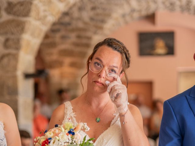 Le mariage de Anthony et Nelly à Arcens, Ardèche 35