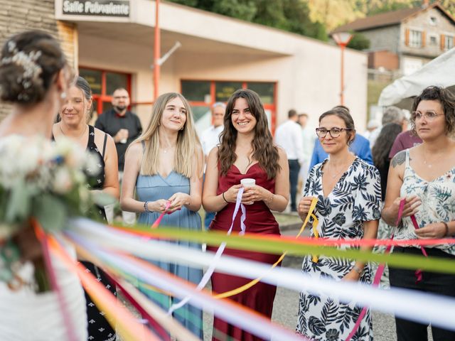 Le mariage de Anthony et Nelly à Arcens, Ardèche 73