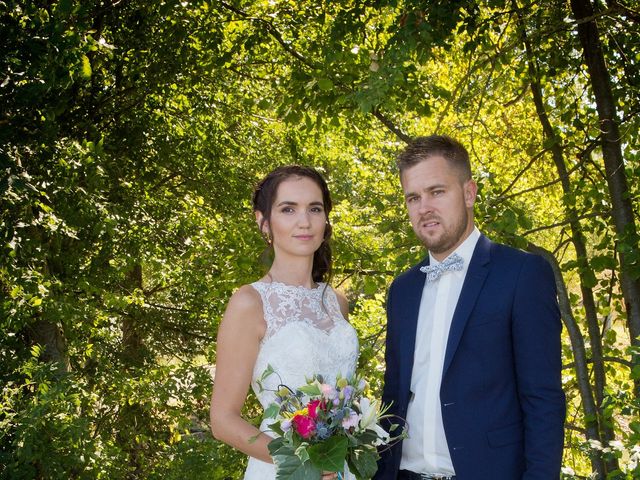 Le mariage de Yoann et Marlène à Cuzieu, Loire 14