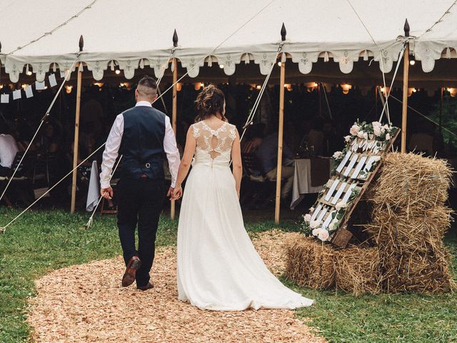 Le mariage de Florent et Emily à Saint-Lizier, Ariège 32