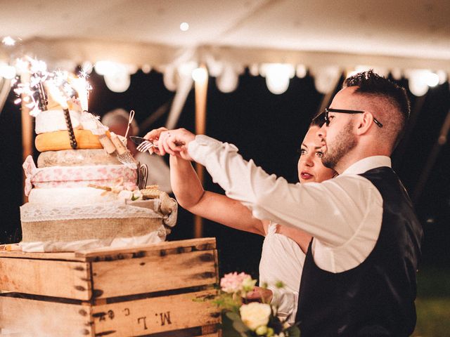 Le mariage de Florent et Emily à Saint-Lizier, Ariège 36