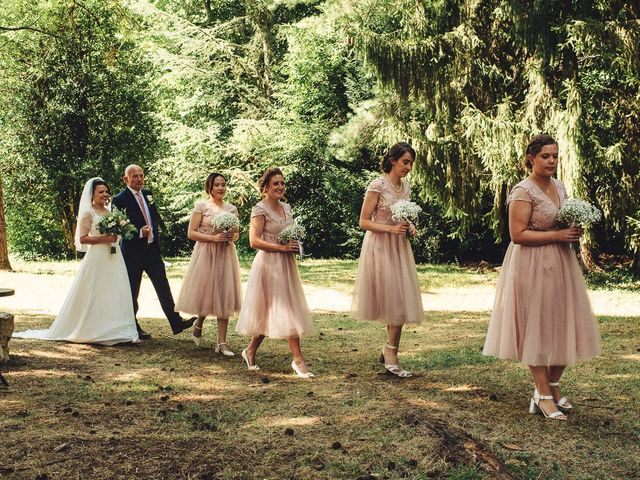 Le mariage de Florent et Emily à Saint-Lizier, Ariège 20