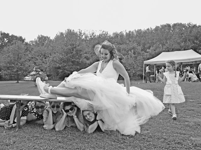Le mariage de Thomas et Emeline à Saint-Mathurin-Sur-Loire, Maine et Loire 34