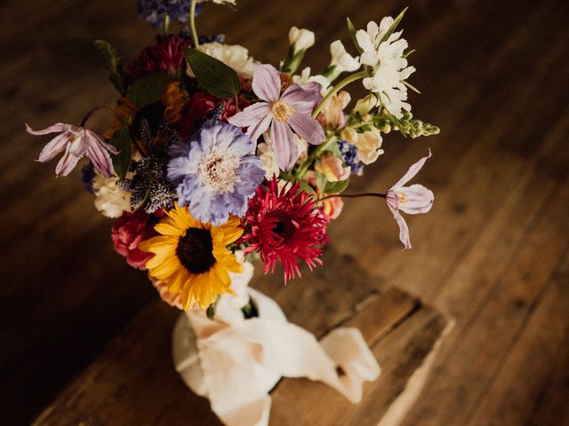 Le mariage de Rémi et Nawel à Linselles, Nord 32