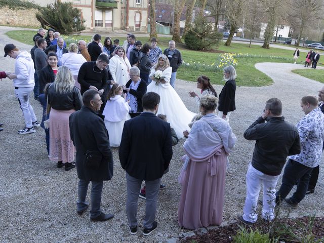 Le mariage de Gabriel et Magali à Héricourt, Haute-Saône 10