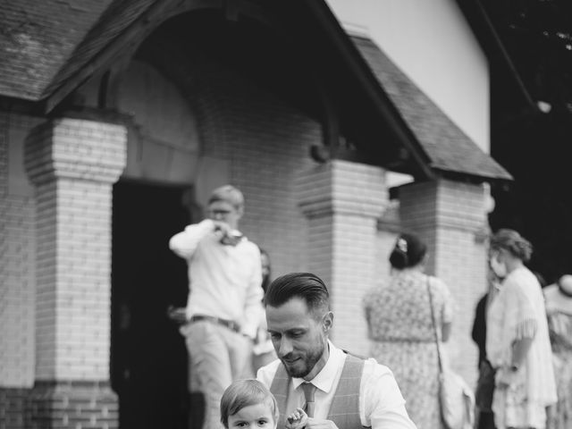 Le mariage de Kurt et Amandine à Cléres, Seine-Maritime 12