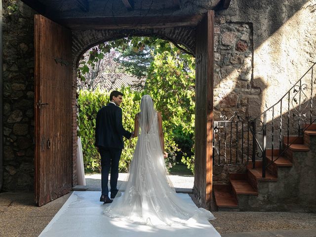 Le mariage de Alina et Santi à Ivry-sur-Seine, Val-de-Marne 24