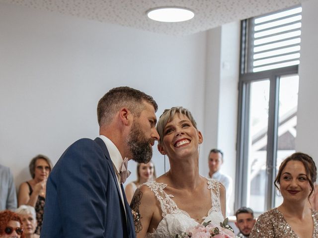 Le mariage de Pierre et Tatiana à Saint-Pierre-d'Amilly, Charente Maritime 3