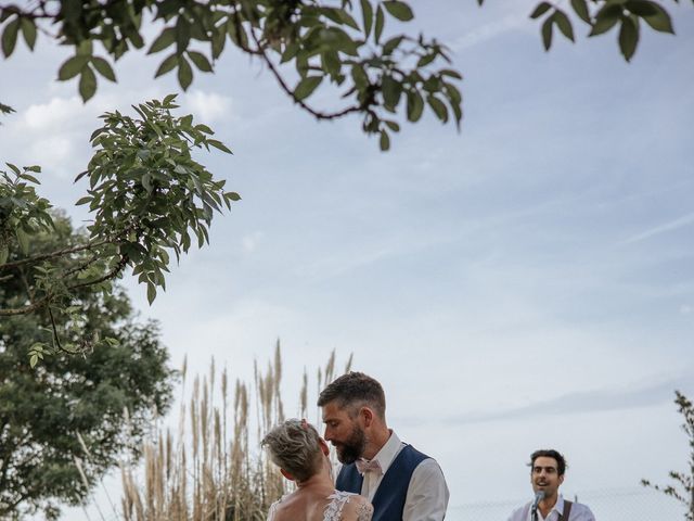 Le mariage de Pierre et Tatiana à Saint-Pierre-d'Amilly, Charente Maritime 4