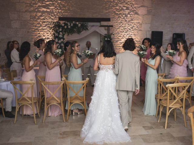 Le mariage de Fiona et Cassandra à Amboise, Indre-et-Loire 7