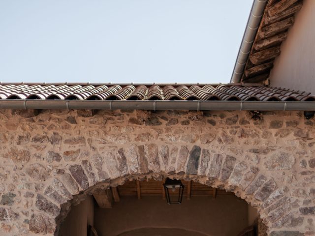 Le mariage de Tom et Dora à Quincié-en-Beaujolais, Rhône 3