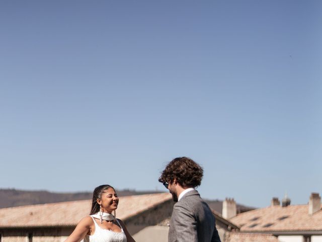 Le mariage de Tom et Dora à Quincié-en-Beaujolais, Rhône 26