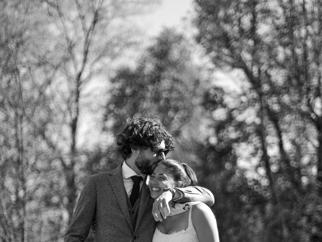 Le mariage de Tom et Dora à Quincié-en-Beaujolais, Rhône 31