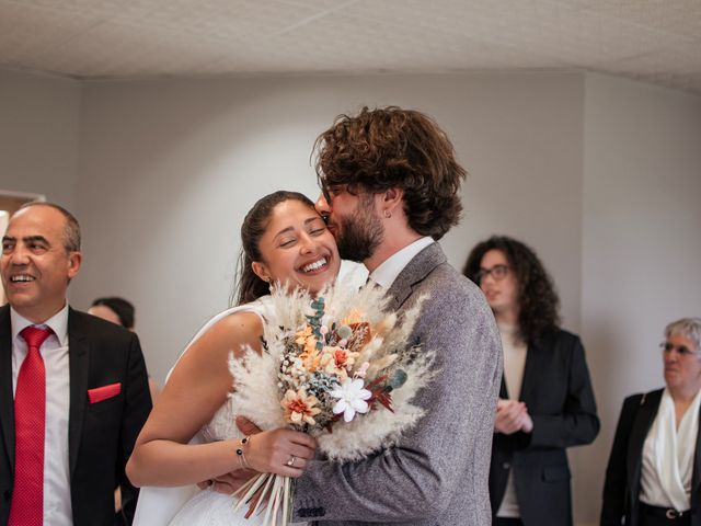 Le mariage de Tom et Dora à Quincié-en-Beaujolais, Rhône 59