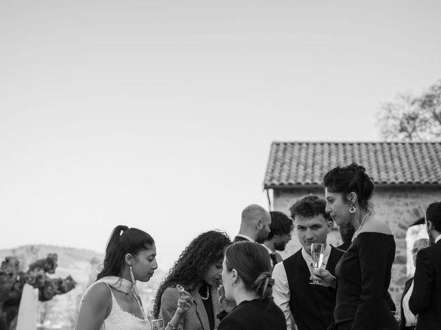 Le mariage de Tom et Dora à Quincié-en-Beaujolais, Rhône 90