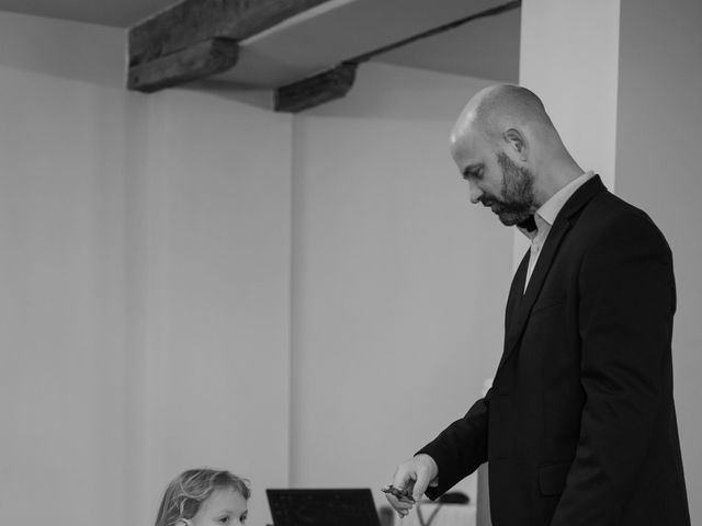 Le mariage de Tom et Dora à Quincié-en-Beaujolais, Rhône 101