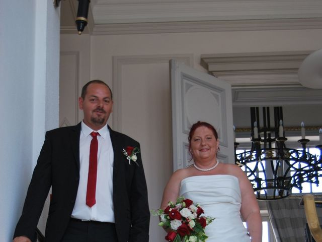 Le mariage de Thomas et Marie Adelaide  à Rethel, Ardennes 6