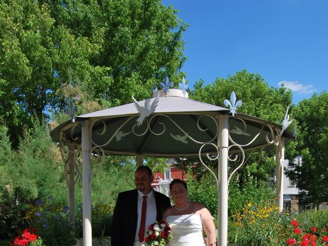 Le mariage de Thomas et Marie Adelaide  à Rethel, Ardennes 10