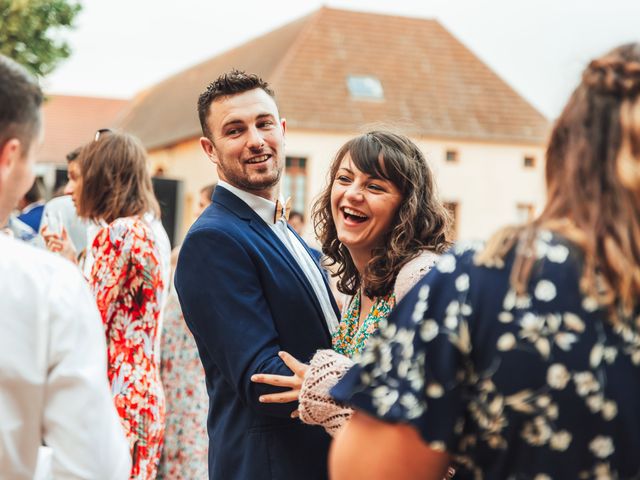 Le mariage de Antoine et Clara à Amplepuis, Rhône 53