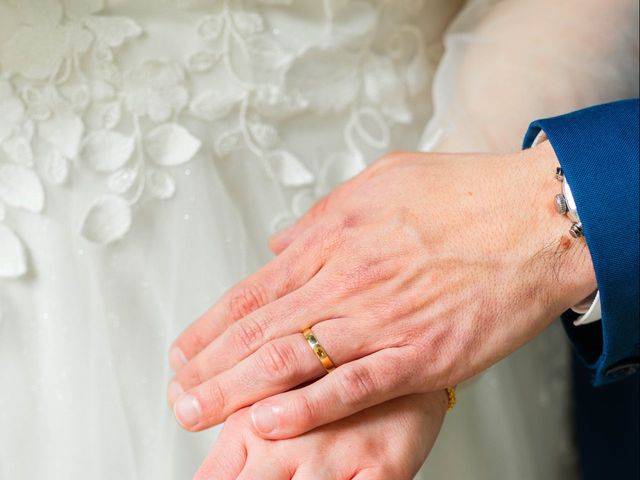 Le mariage de Fabien et Elisa à Nages-et-Solorgues, Gard 4