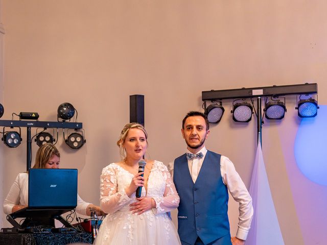 Le mariage de Fabien et Elisa à Nages-et-Solorgues, Gard 9