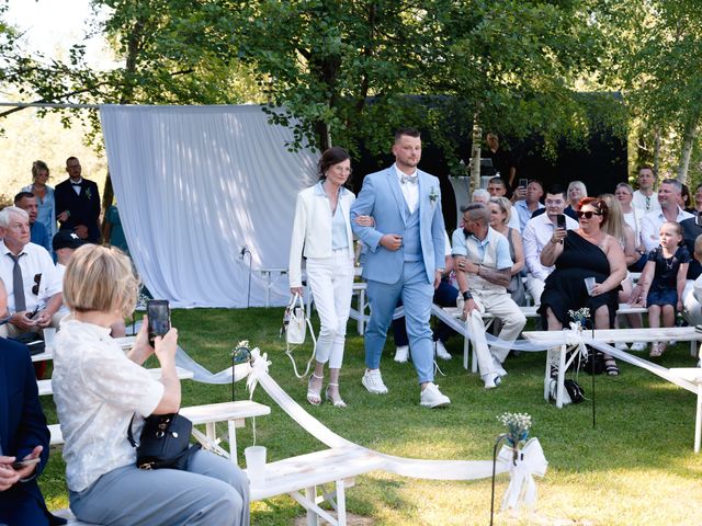 Le mariage de Jason et Elodie à Granges-le-Bourg, Haute-Saône 37