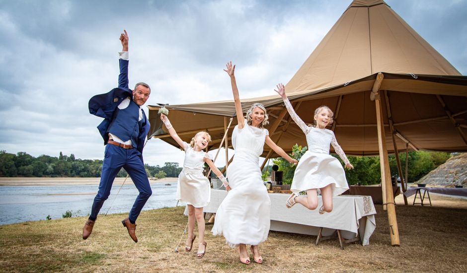 Le mariage de Christelle et Nicolas à La Chapelle-sur-Loire, Indre-et-Loire