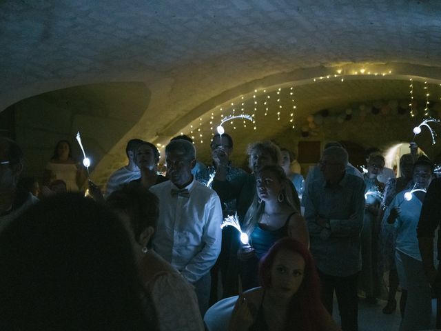 Le mariage de Aurel et Camille à Saintes, Charente Maritime 10