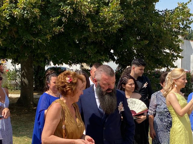 Le mariage de Aurel et Camille à Saintes, Charente Maritime 17