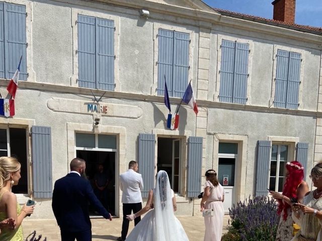 Le mariage de Aurel et Camille à Saintes, Charente Maritime 20