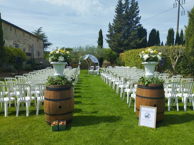 Le mariage de Clément et Madévi à Orthoux-Sérignac-Quilhan, Gard 3