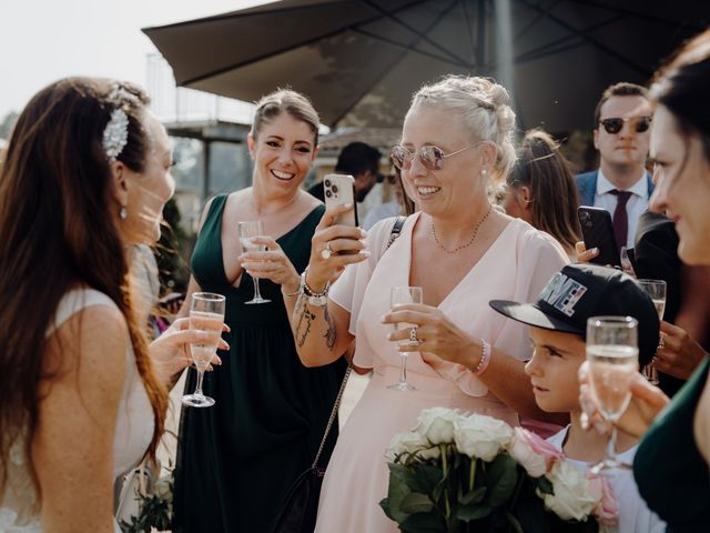 Le mariage de Arnaud et Tatiana à Yvrac, Gironde 3