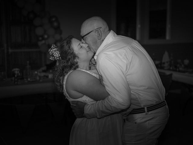 Le mariage de Eric et Natasha à Masseube, Gers 12