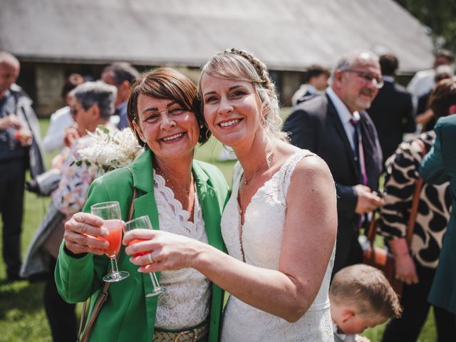 Le mariage de Cédric et Camille à Plescop, Morbihan 97