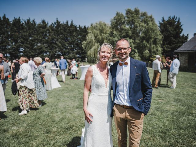 Le mariage de Cédric et Camille à Plescop, Morbihan 111