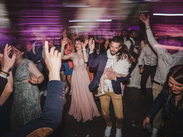 Le mariage de Cédric et Camille à Plescop, Morbihan 173