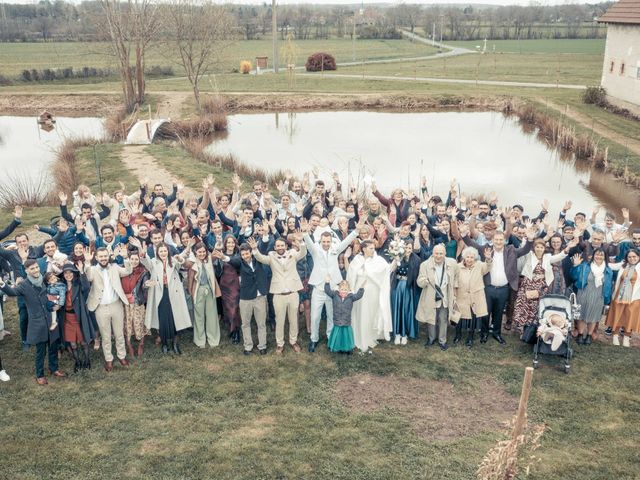 Le mariage de Damien et Clara à Saint-Pourçain-sur-Besbre, Allier 8